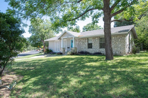 Photo of 122 Havana ST, Austin, TX 78704 (MLS # 7695444)