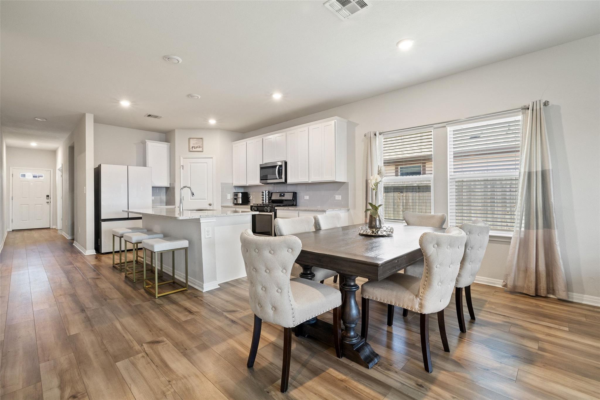 14029 Heartland DR
