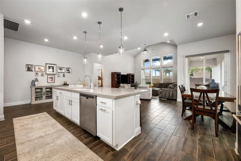Tiny photo for 7116 Jument DR, Austin, TX 78738 (MLS # 9387104)