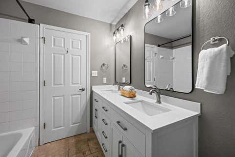 Tiny photo for 2823 Lantana Ridge DR, Austin, TX 78732 (MLS # 8740988)