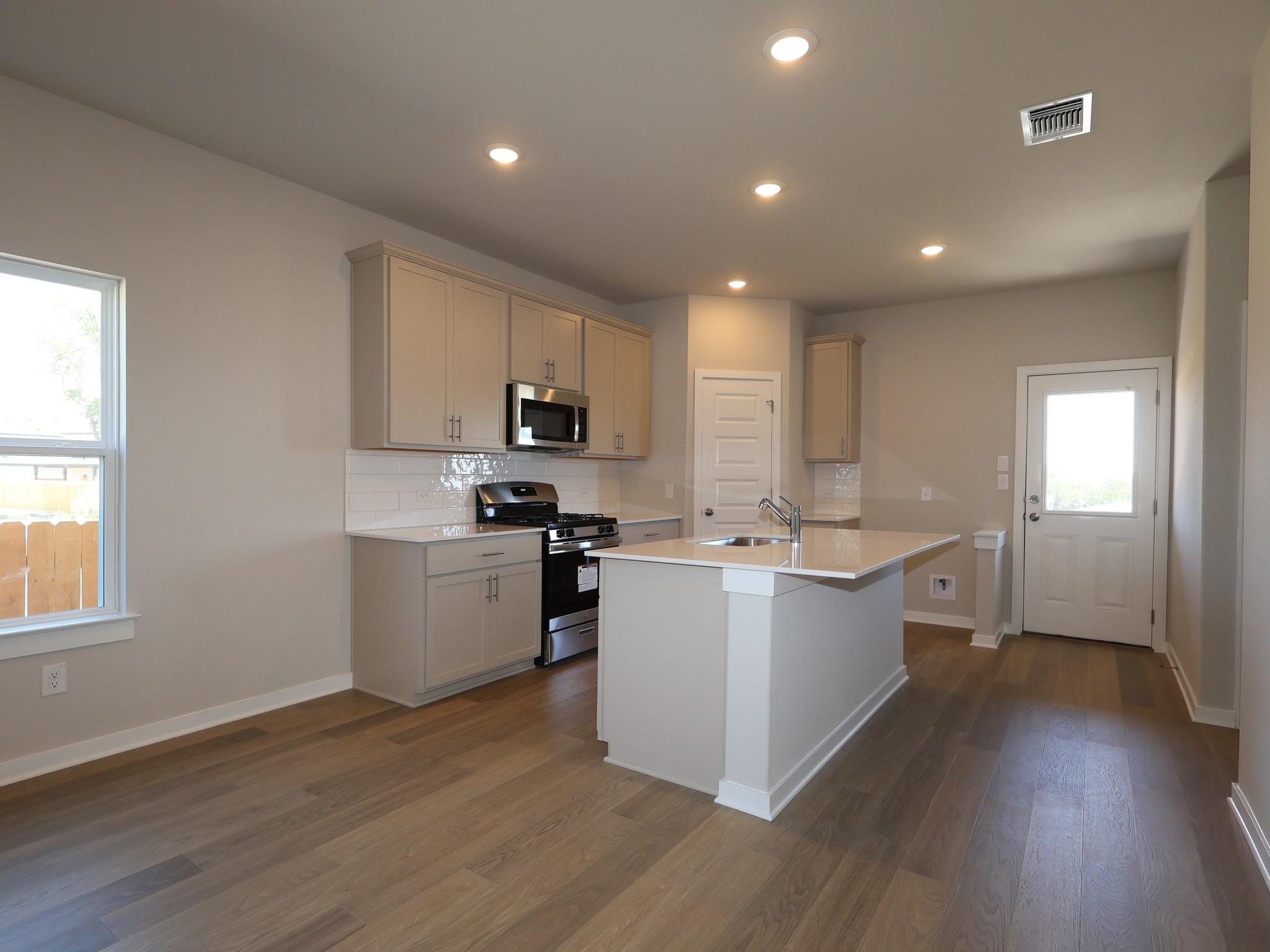 579 Bishop Wood RD
