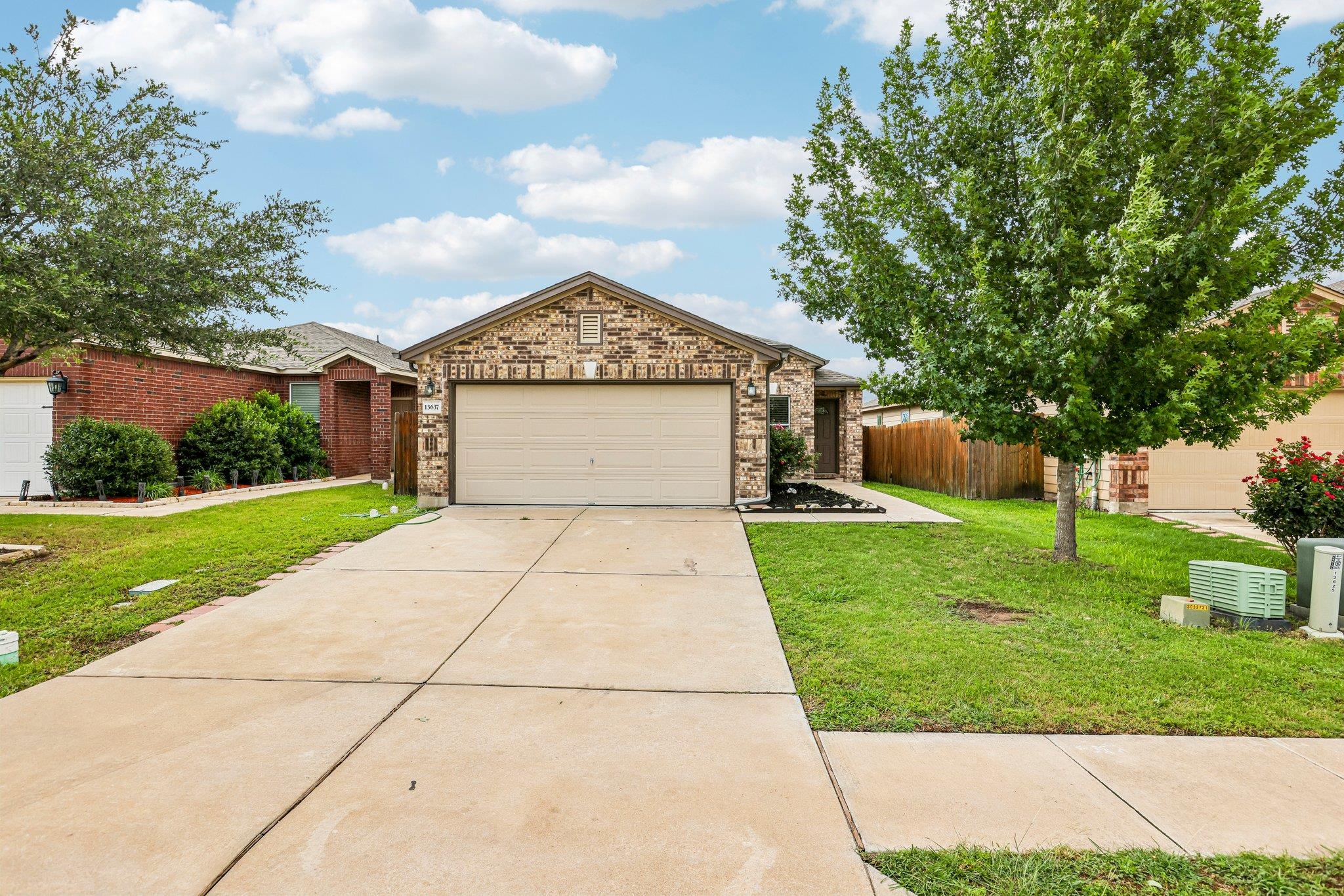 13637 Abraham Lincoln ST