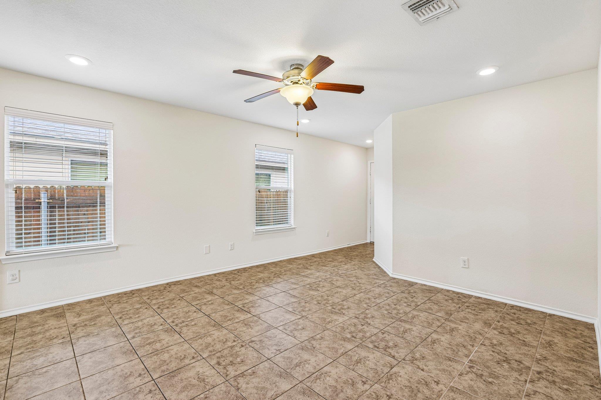 13637 Abraham Lincoln ST
