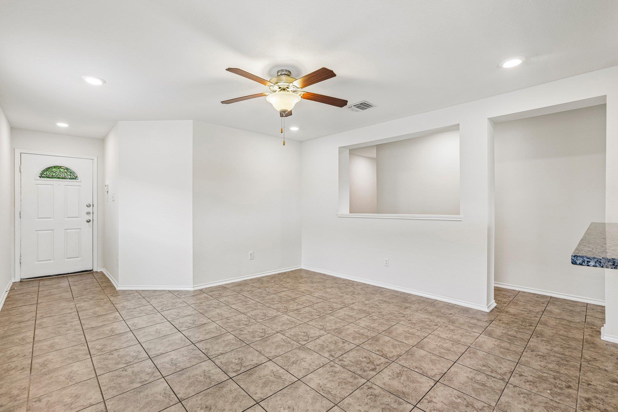 13637 Abraham Lincoln ST