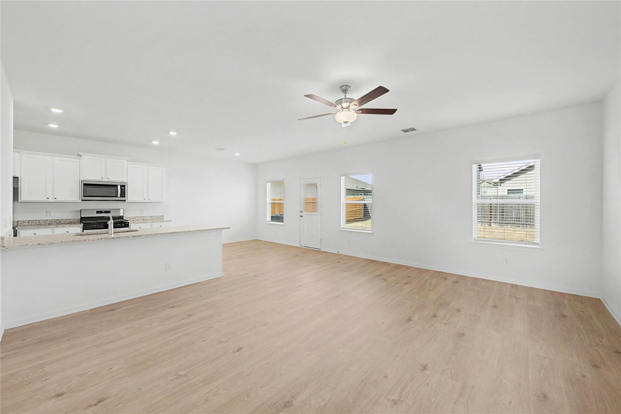 253 Fairlawn WAY