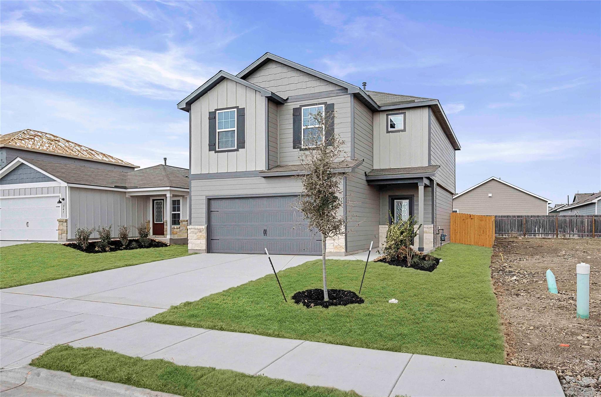 253 Fairlawn WAY