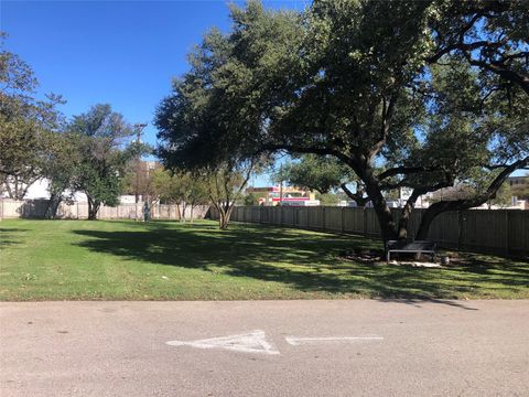 Tiny photo for 5330 Balcones DR #A, Austin, TX 78731 (MLS # 6211979)