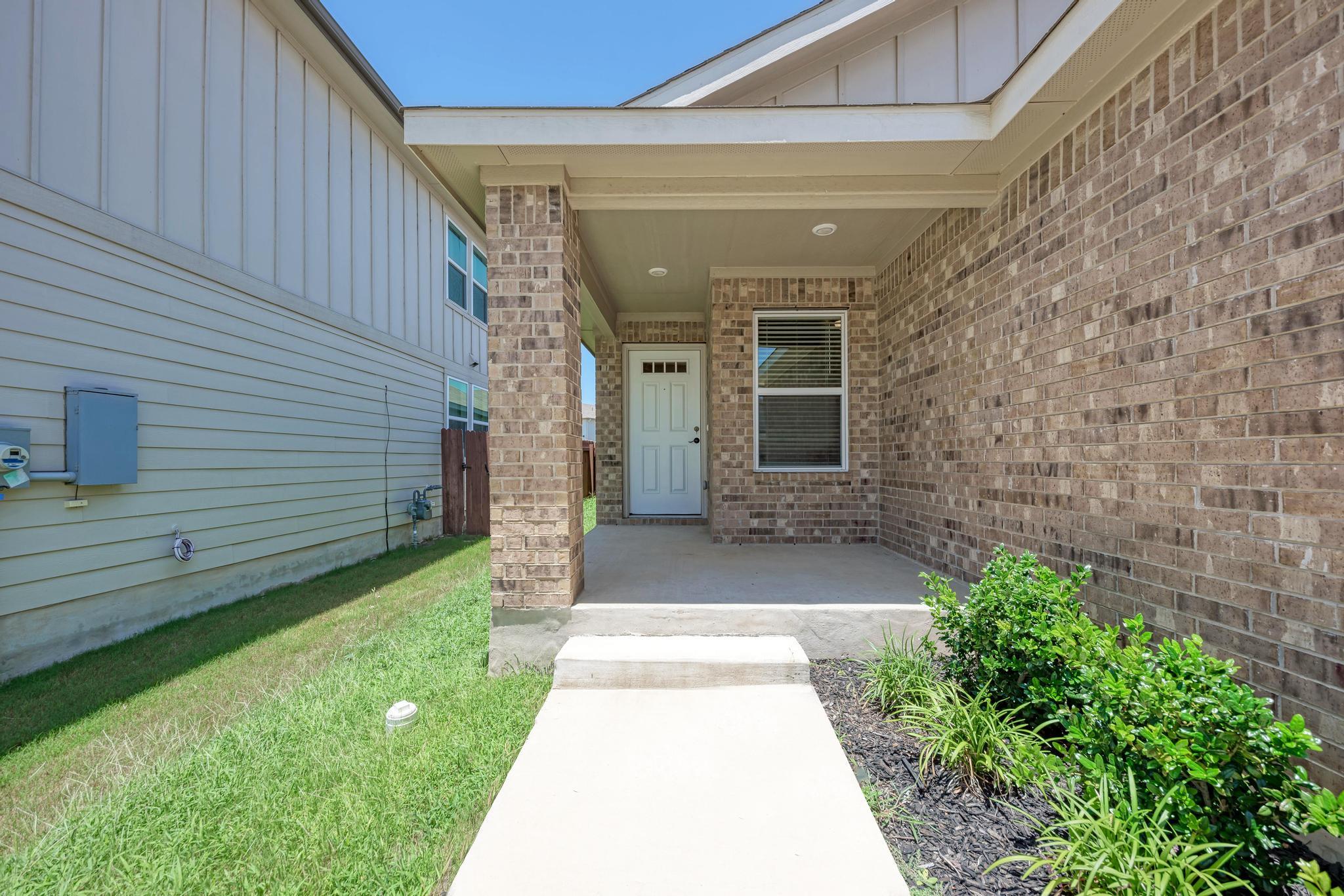 524 Longmount CV
