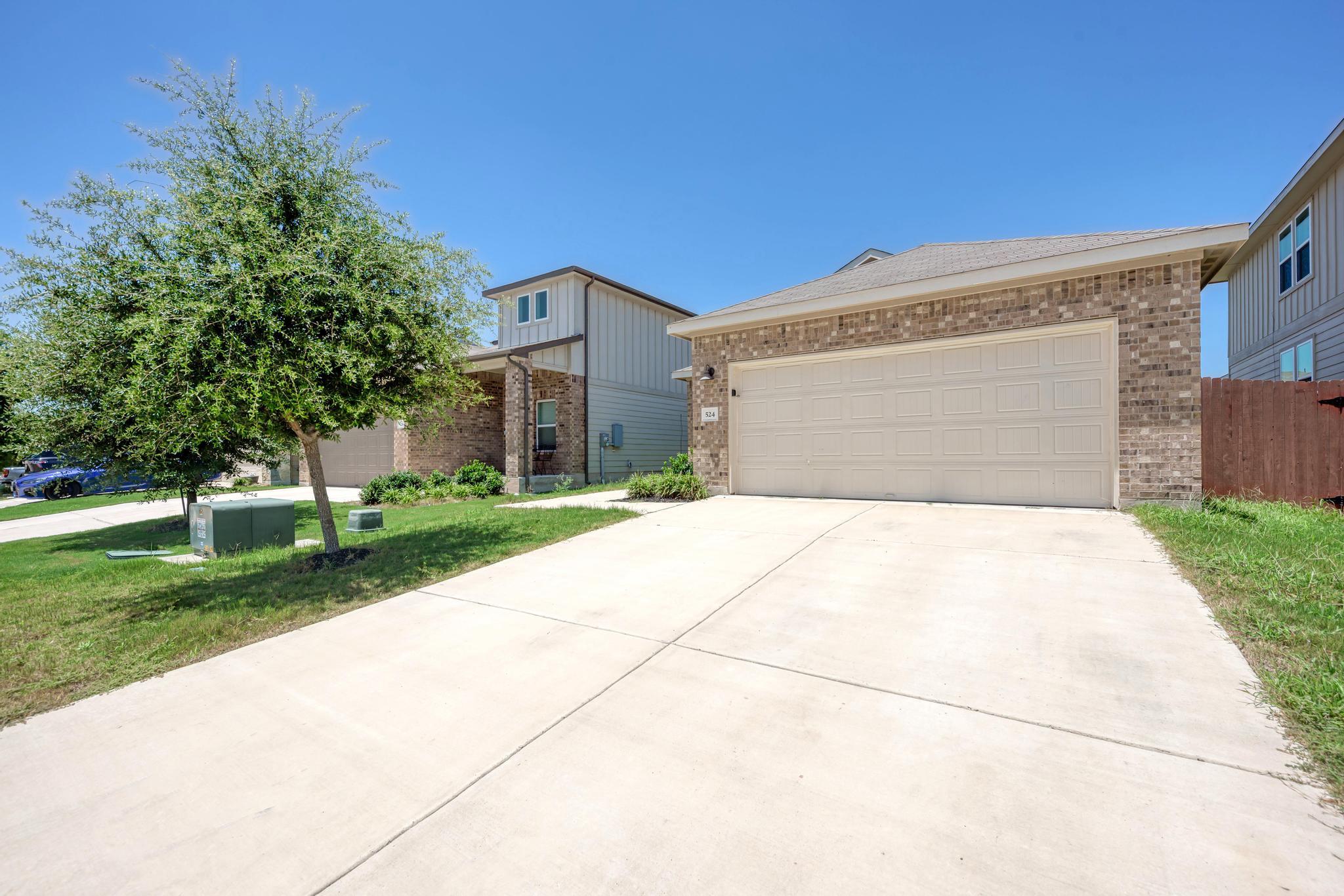 524 Longmount CV