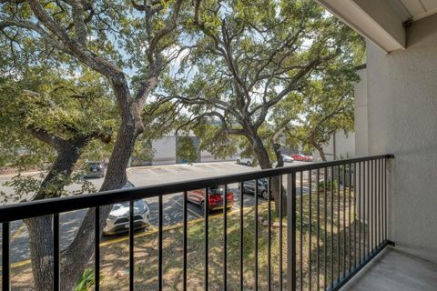 Tiny photo for 935 La Posada DR #212, Austin, TX 78752 (MLS # 4719266)
