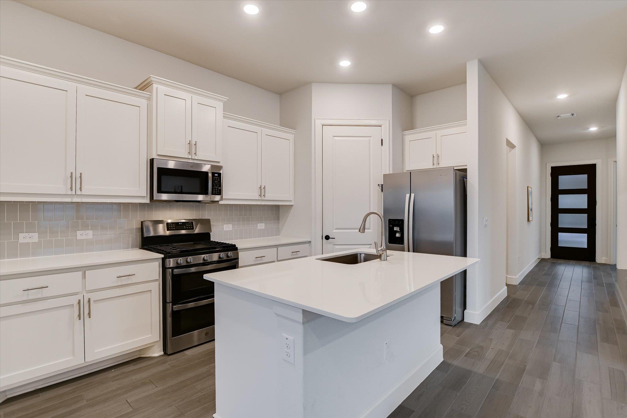 Austin, Texas 78748, United States, 3 Bedrooms Bedrooms, ,2 BathroomsBathrooms,Residential,Active,92448