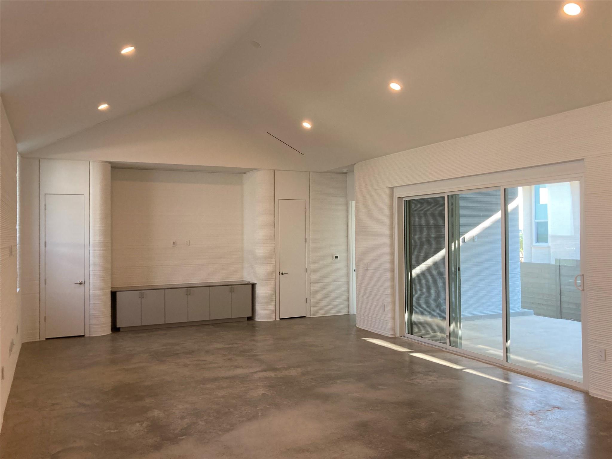 112 Rough Creek RD