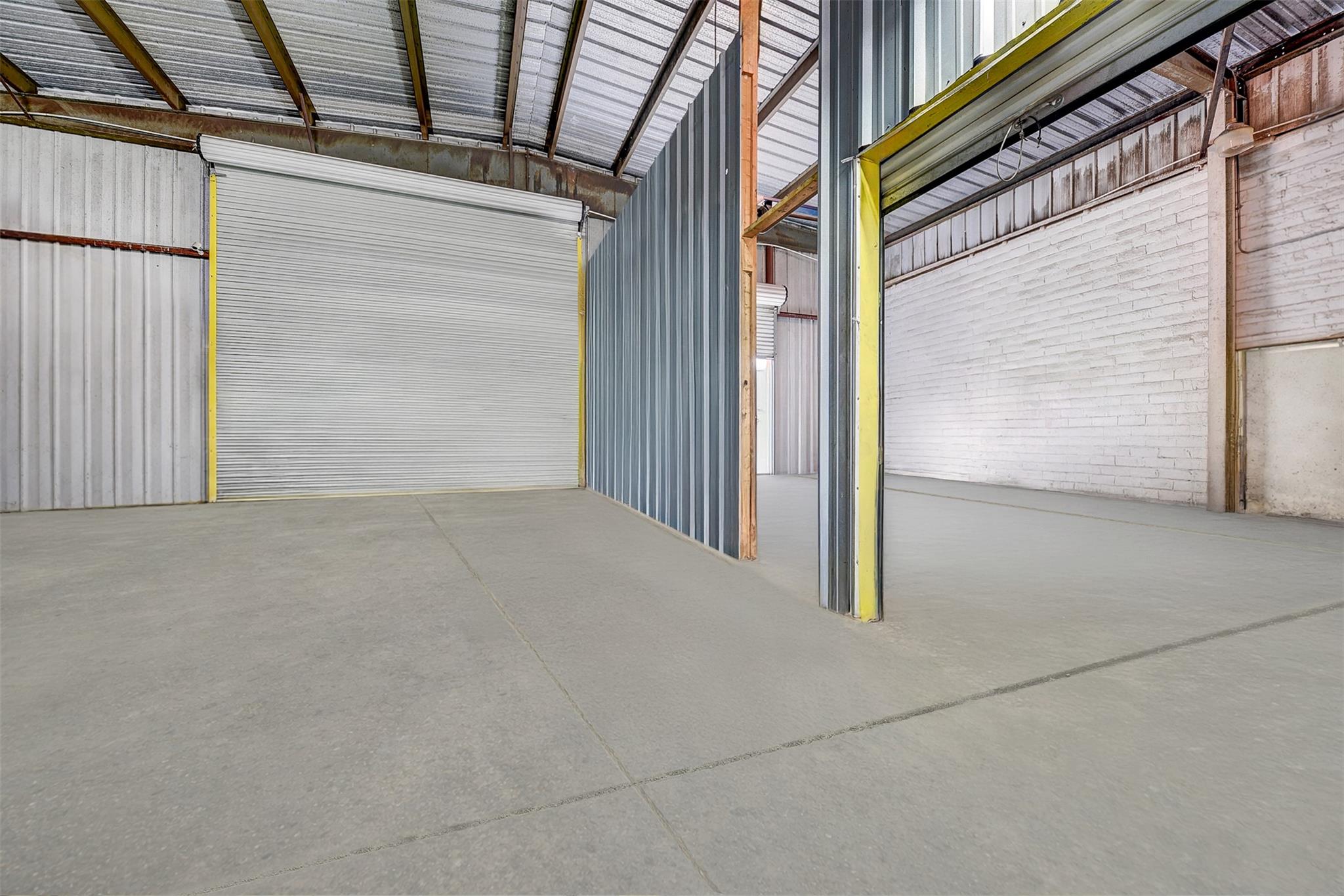 307 E Alamo ST