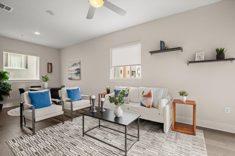 Tiny photo for 2827 Manor RD #3105, Austin, TX 78722 (MLS # 5635574)