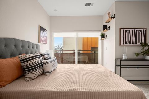 Tiny photo for 2827 Manor RD #3105, Austin, TX 78722 (MLS # 5635574)