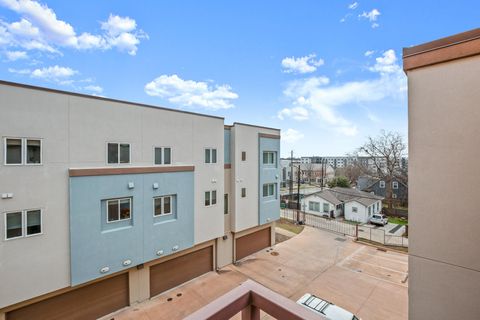 Tiny photo for 2827 Manor RD #3105, Austin, TX 78722 (MLS # 5635574)