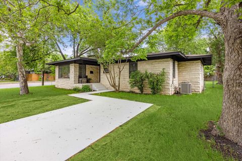 Photo of 5807 Shoalwood Ave, Austin, TX 78756 (MLS # 4645099)
