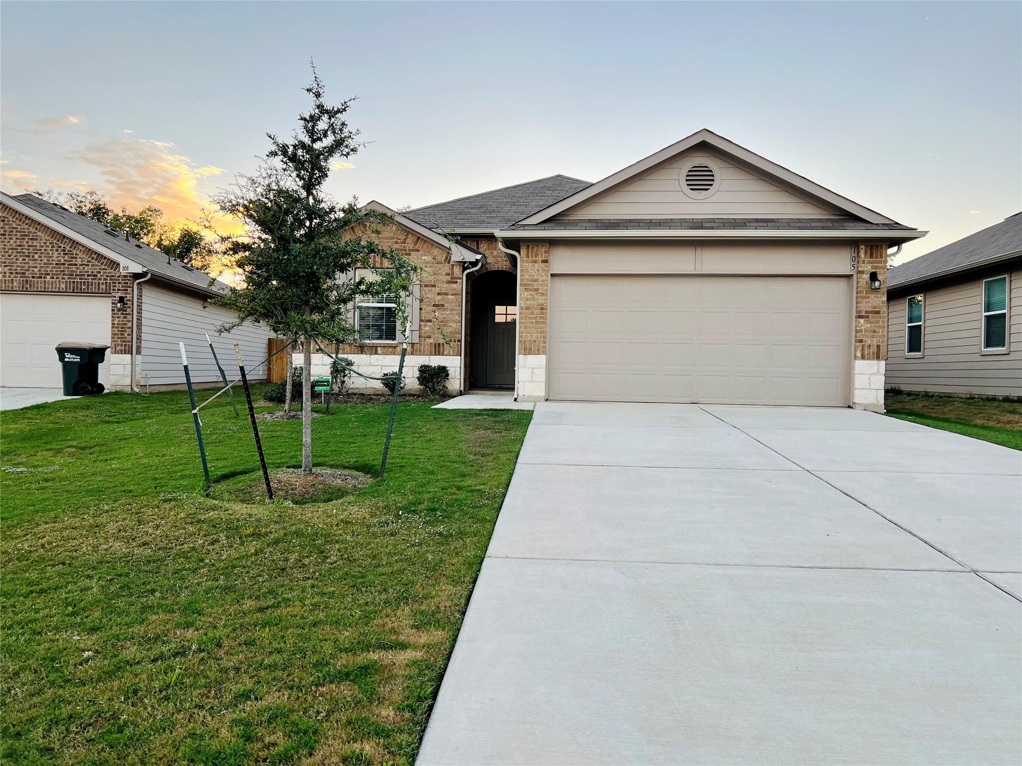 105 Naset DR