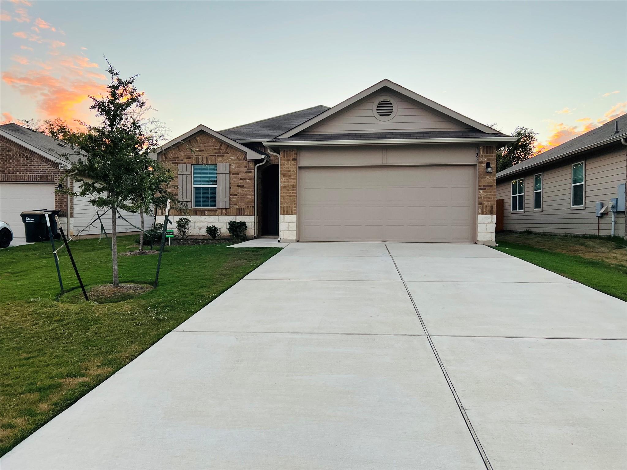 105 Naset DR