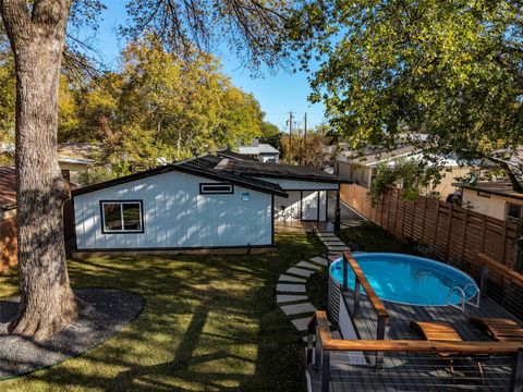 Tiny photo for 1006 Cherico ST, Austin, TX 78702 (MLS # 9941897)