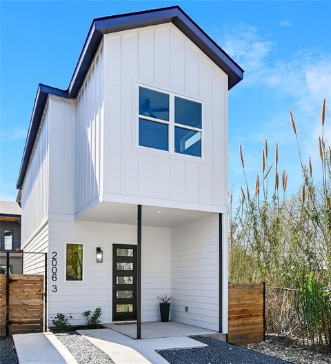 2006 Sl Davis Ave 3 Austin TX 78702