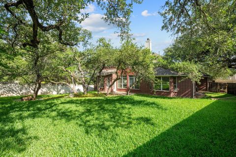 Tiny photo for 3213 Summer Canyon DR, Austin, TX 78732 (MLS # 6839650)