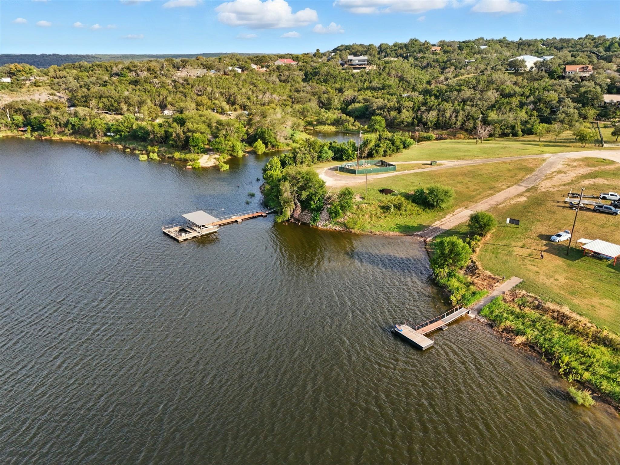 122 Ridge DR