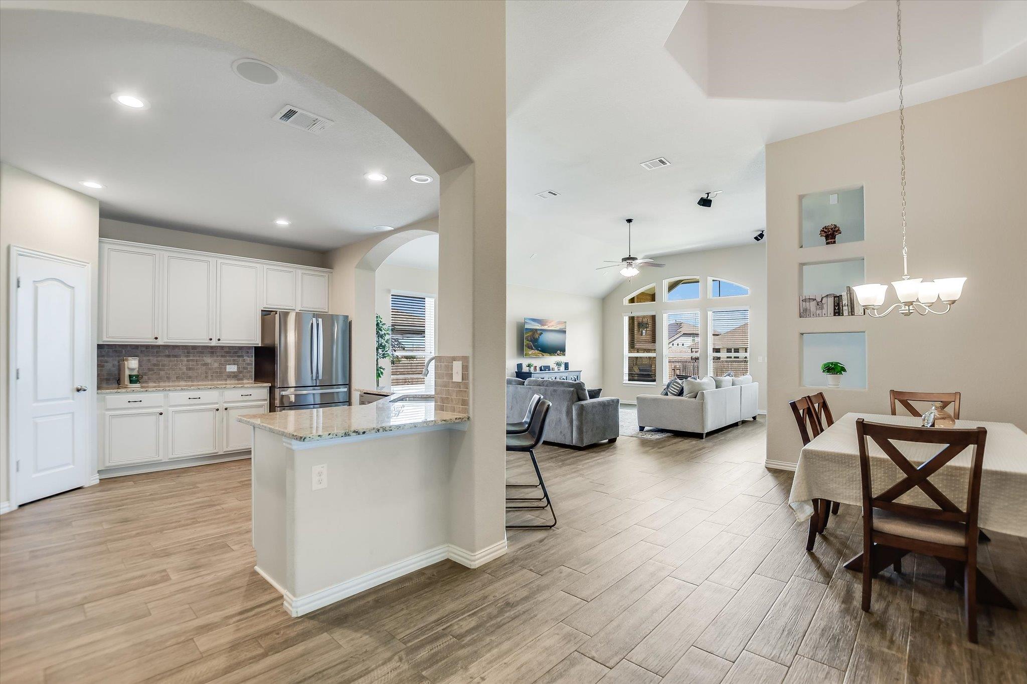 8356 Paola ST
