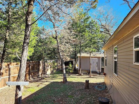 A home in Smithville