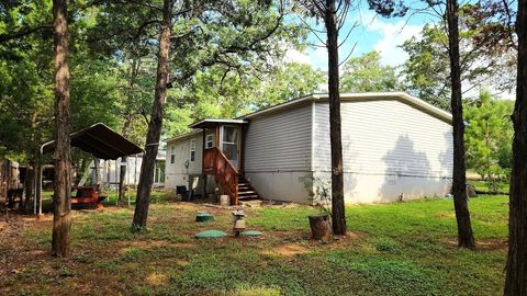 A home in Smithville