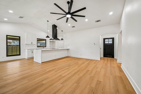 Tiny photo for 1408 Gatlinburg DR, Pflugerville, TX 78660 (MLS # 7936342)