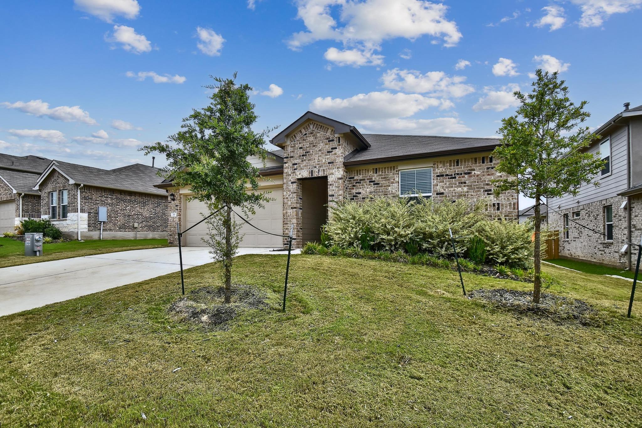 210 BRIGGS LN
