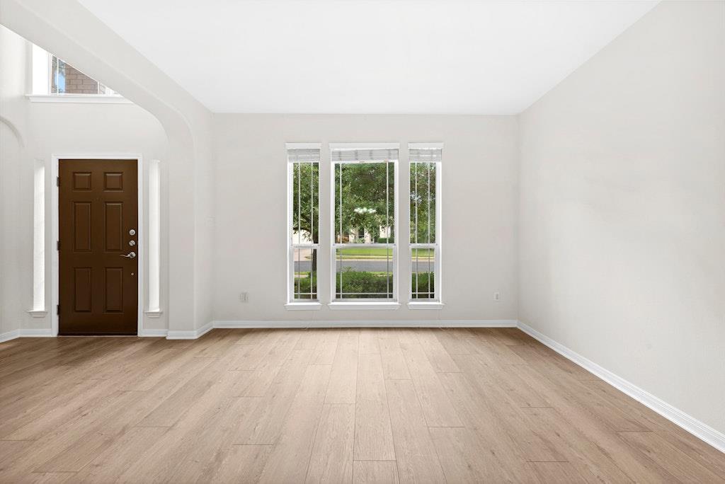 903 Fork Ridge PATH