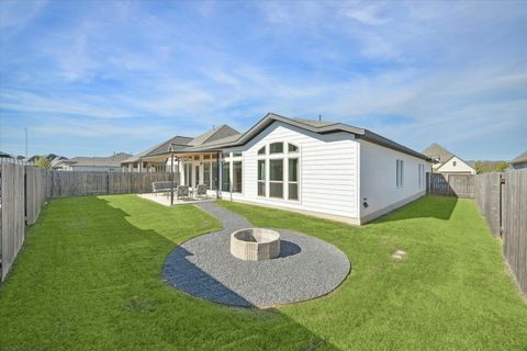 Tiny photo for 16709 Christina Garza DR, Manor, TX 78653 (MLS # 6065994)