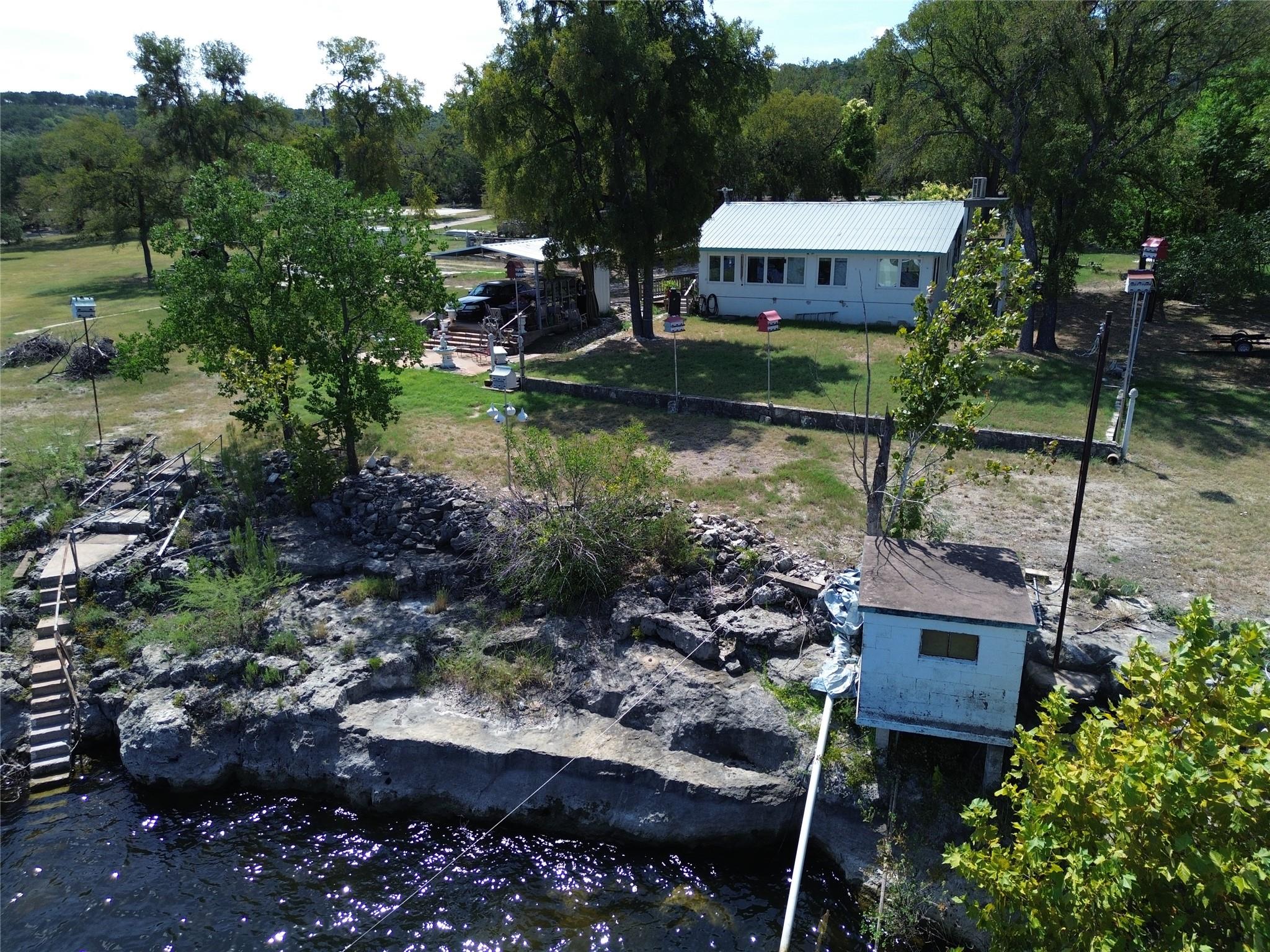 20914 W Lakeshore DR