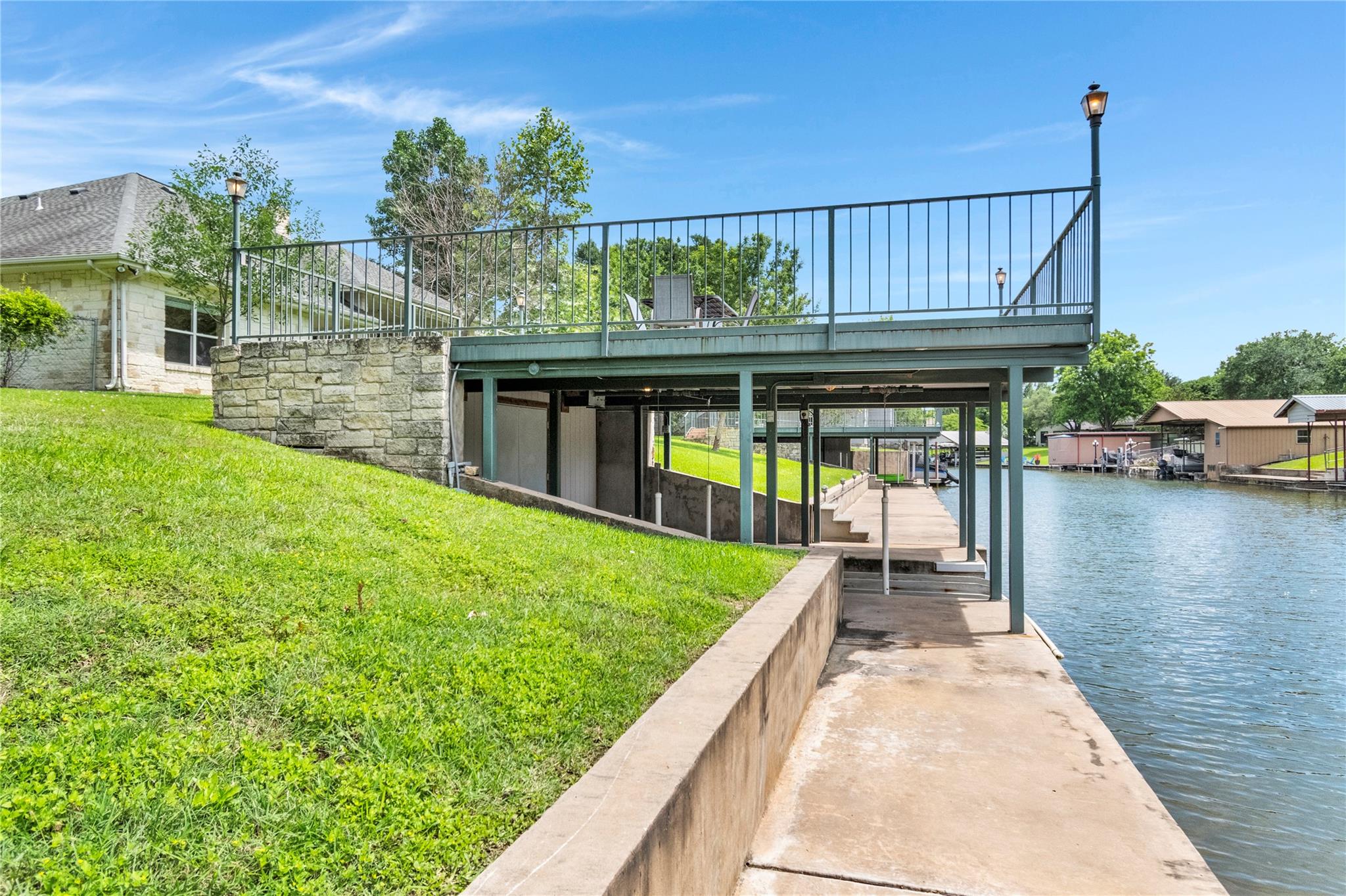 307 E Pheasant RD