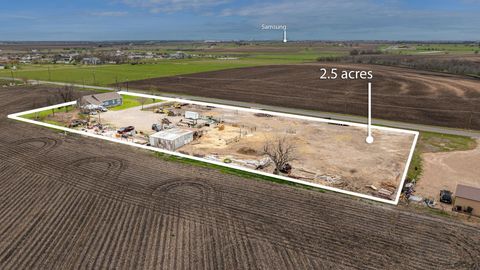 Photo of 1151 County Road 394, Hutto, TX 78634 (MLS # 9138642)