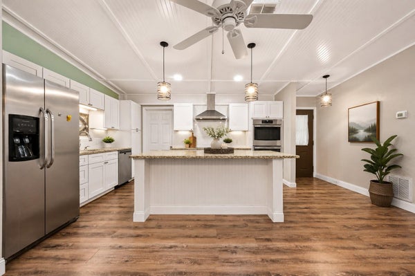 102 RIVERCREST ST, LULING, TX 78648 - Image 5fb2b1eb0b2c2a5c1d650a6ae65c07e0/1691121666