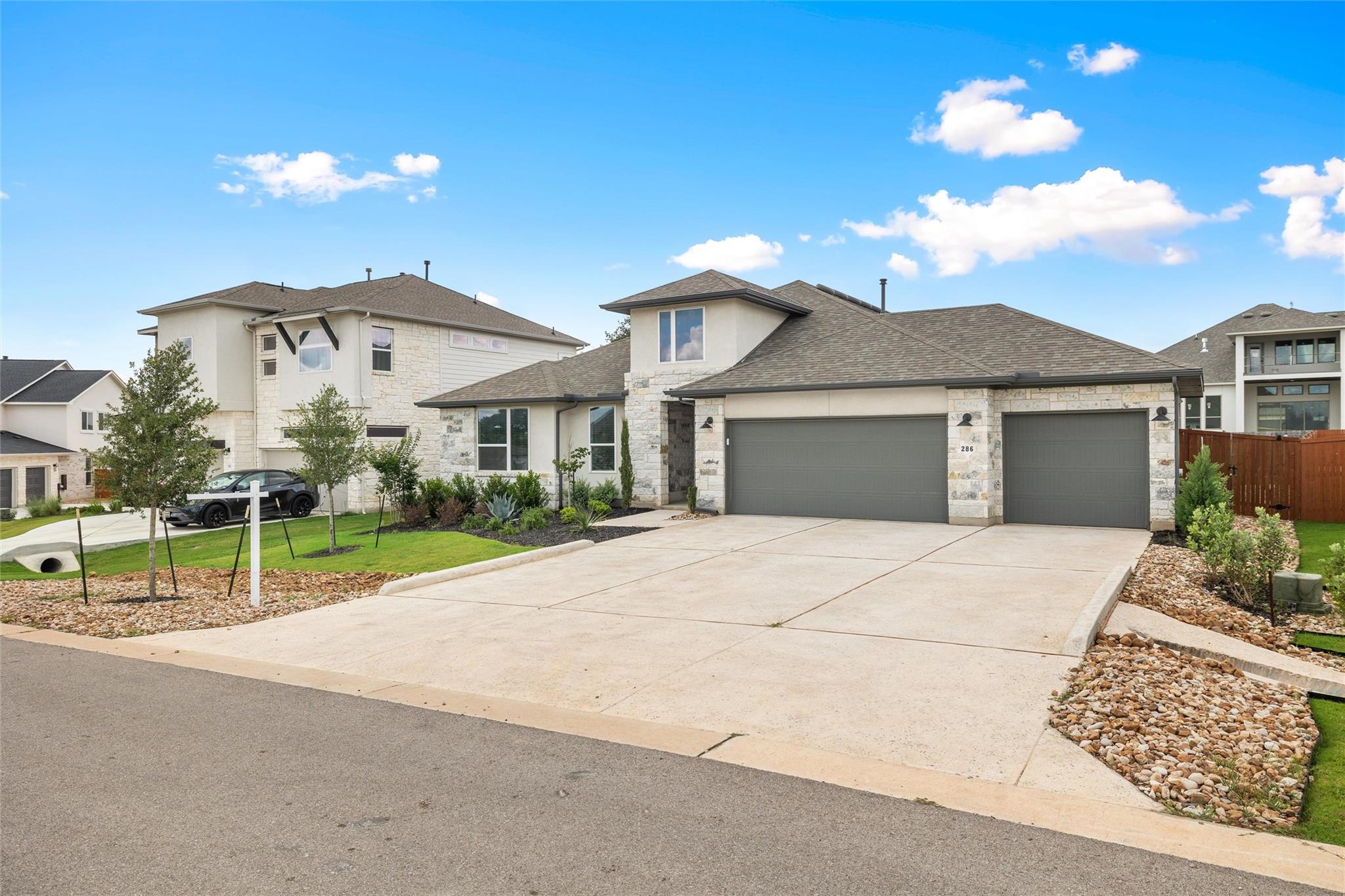 286 Canal DR