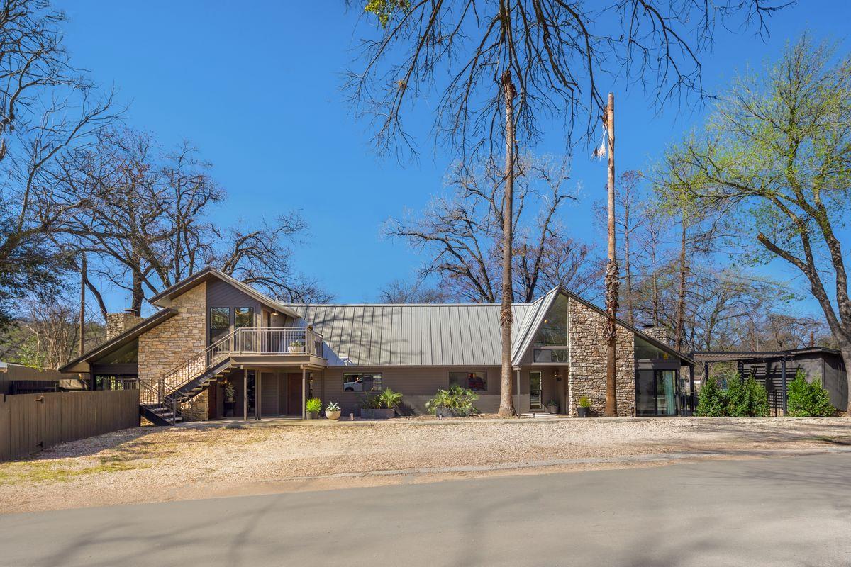 1705 Channel RD