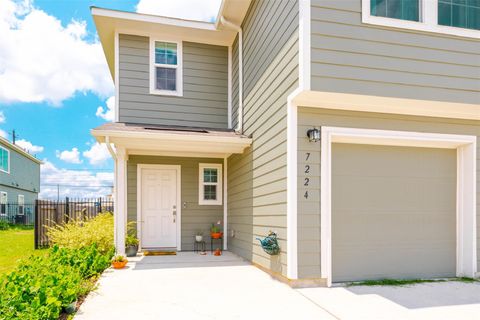 Photo of 7224 Dancing Wind LN, Del Valle, TX 78617 (MLS # 2220043)
