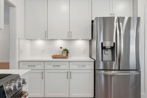 Tiny photo for 6433 Ruxton LN, Austin, TX 78749 (MLS # 5879640)