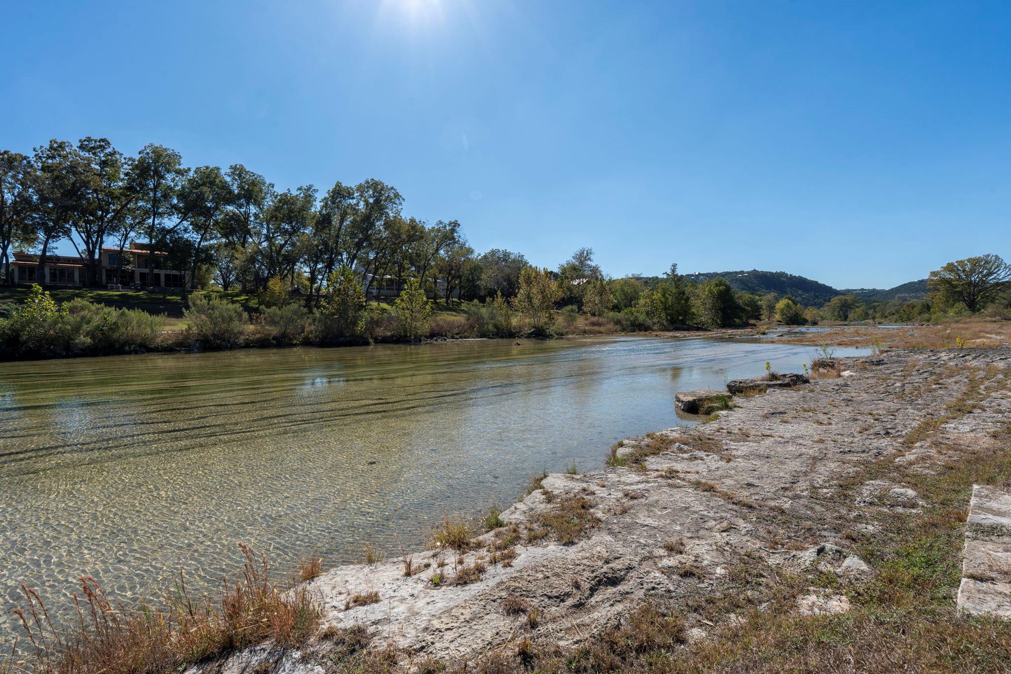 1830 & 1834 Flite Acres RD