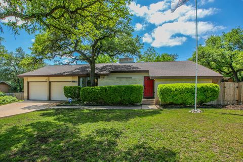 Photo of 7010 Grove Crest DR, Austin, TX 78736 (MLS # 4964016)