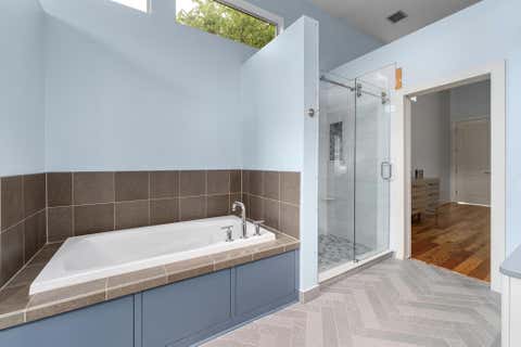 Tiny photo for 604 W LIVE OAK ST, Austin, TX 78704 (MLS # 4230407)
