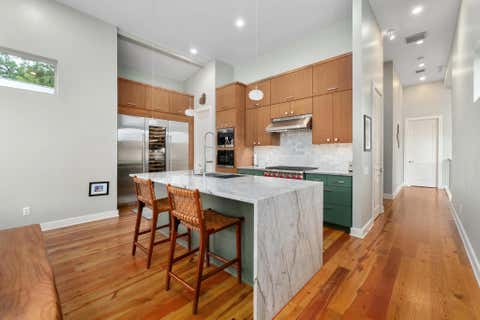 Tiny photo for 604 W LIVE OAK ST, Austin, TX 78704 (MLS # 4230407)