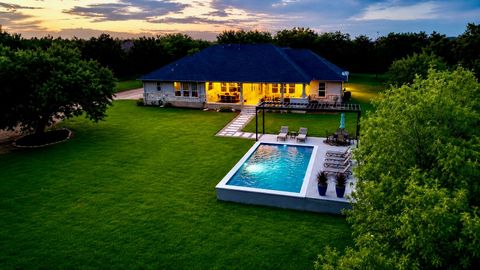 Photo of 335 Turkey Tree RD, Spicewood, TX 78669 (MLS # 2434746)