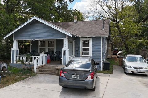 Photo of 2103 E 12th ST, Austin, TX 78702 (MLS # 1225763)