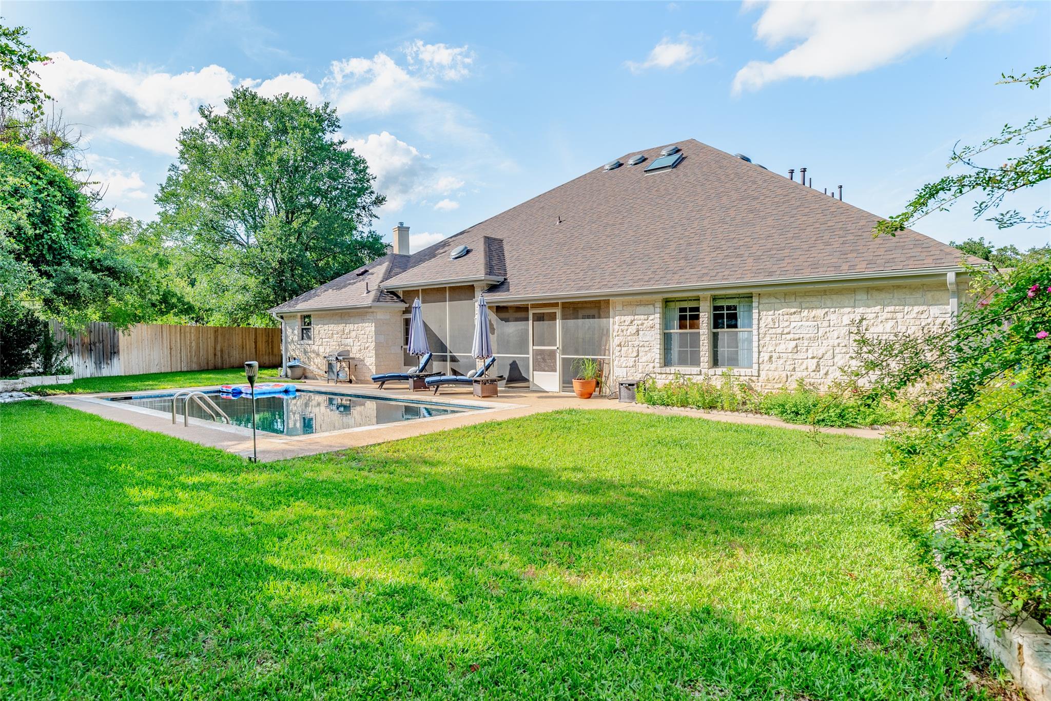 748 Nelson Ranch RD