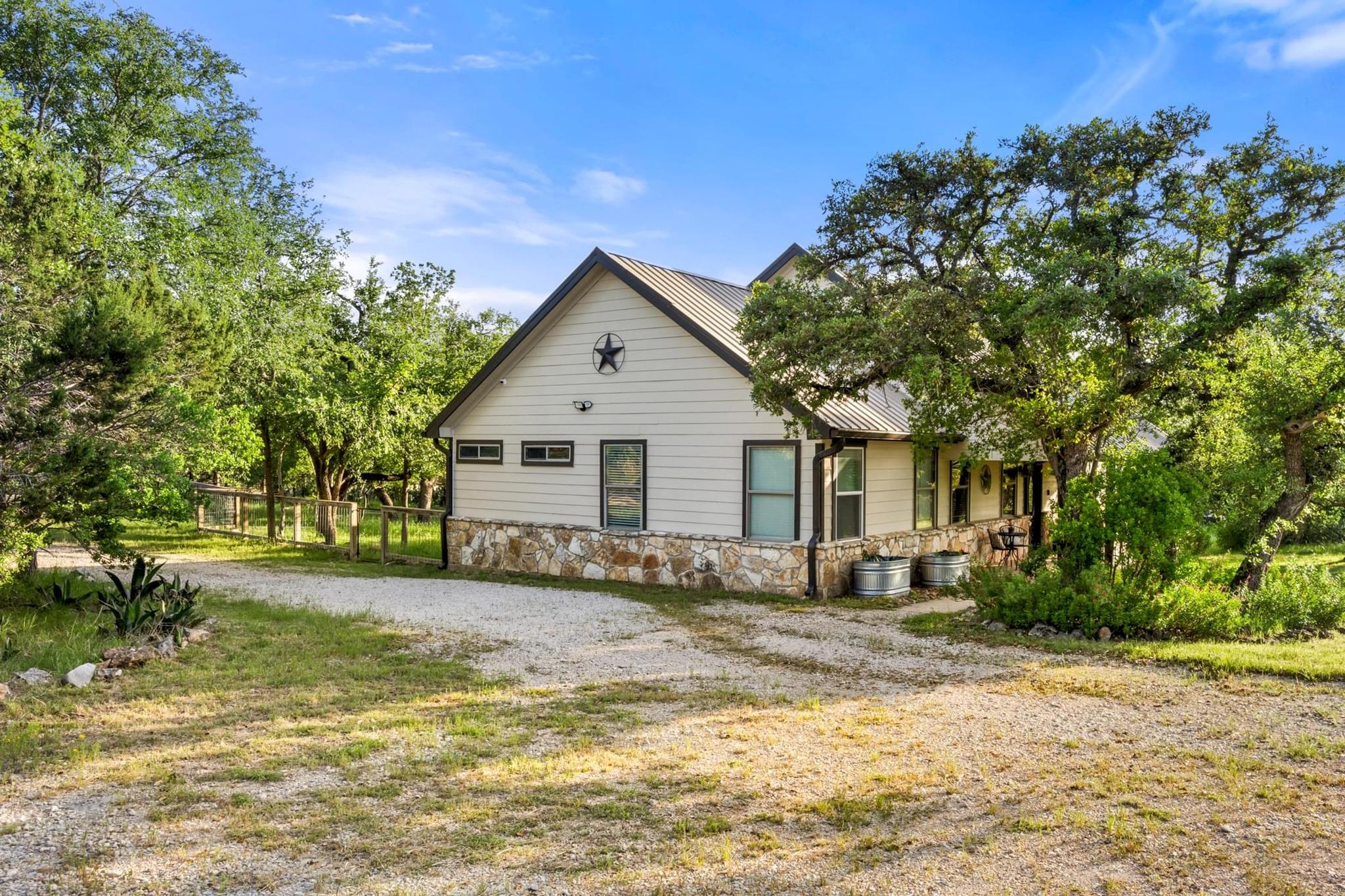 500 Deer Creek DR